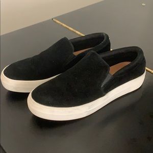 Steve Madden slip-on black suede shoes